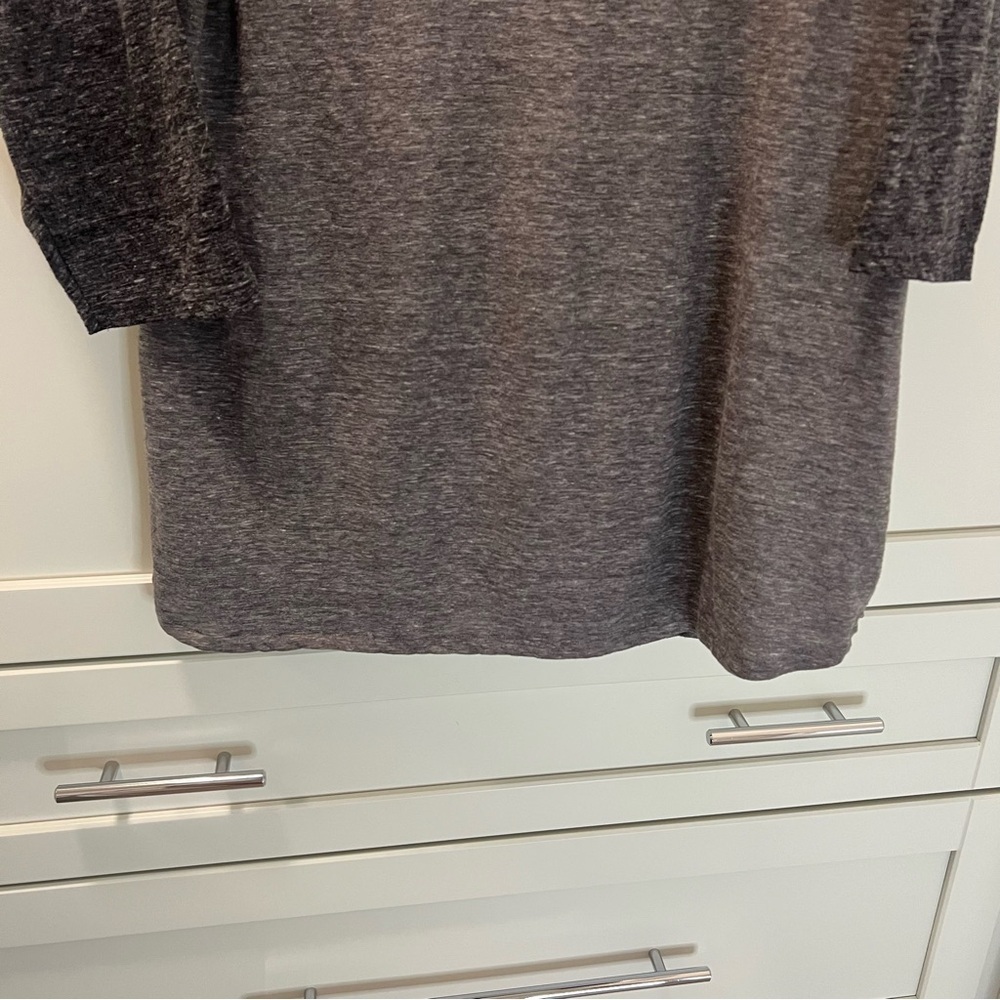 RIPZONE Lightweight Heathered Charcoal & Black Raglan 3/4 Sleeve Shirt | Size XL - Picture 4 of 6